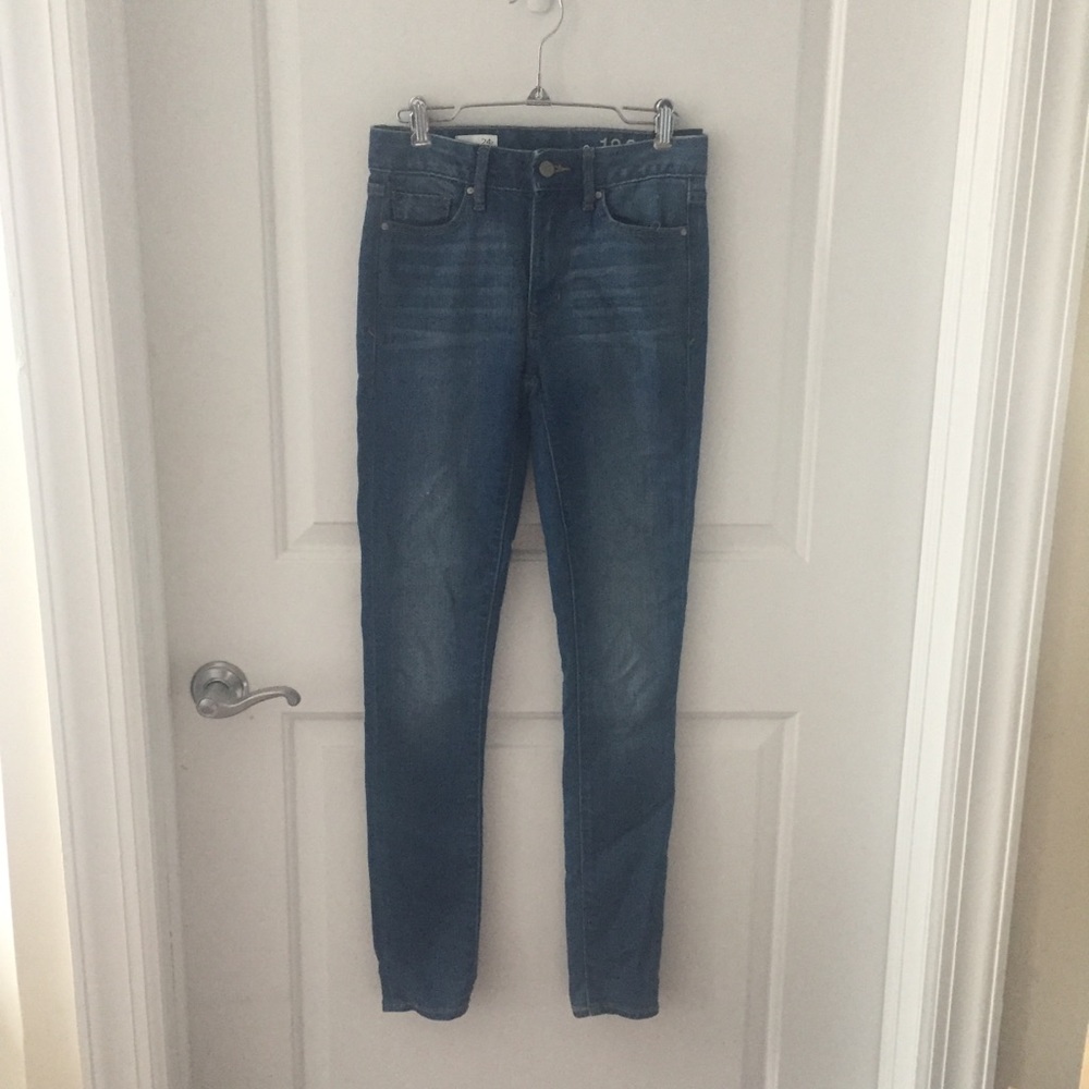 New! Gap 1969 High Rise Skinny Jean